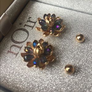 Last Call! nOir floral earrings w/studs, NIB